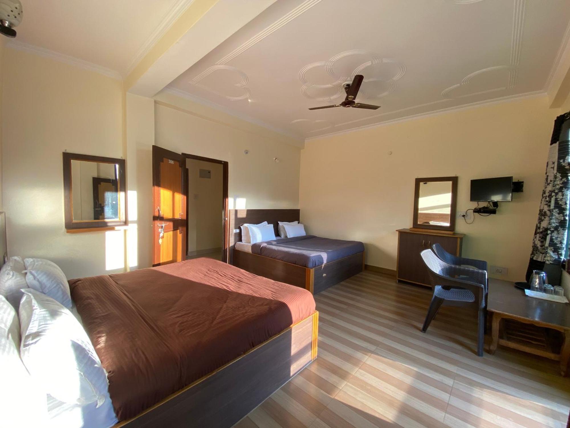The Royal Orchard Kasol Otel Dış mekan fotoğraf