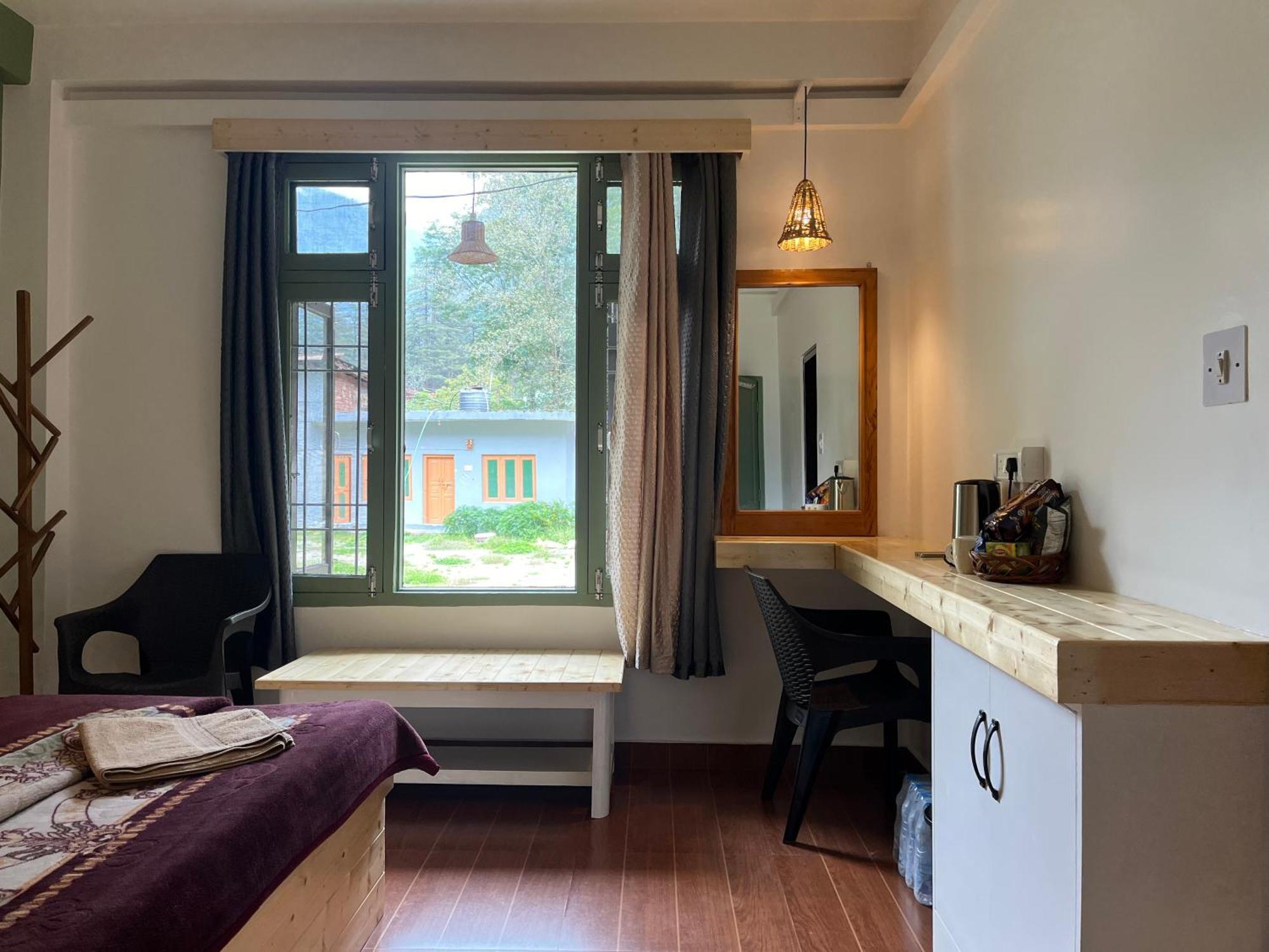 The Royal Orchard Kasol Otel Dış mekan fotoğraf
