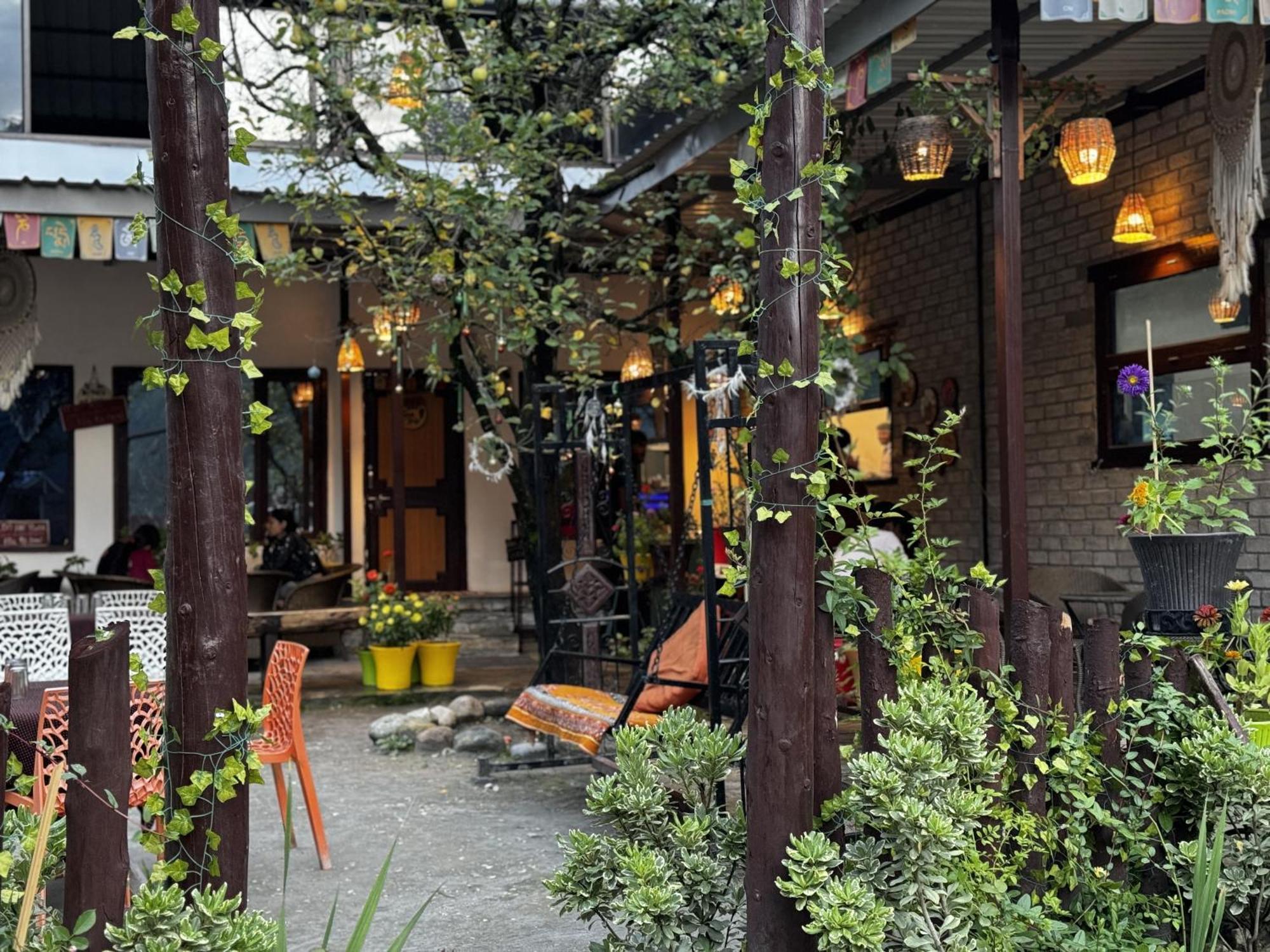 The Royal Orchard Kasol Otel Dış mekan fotoğraf