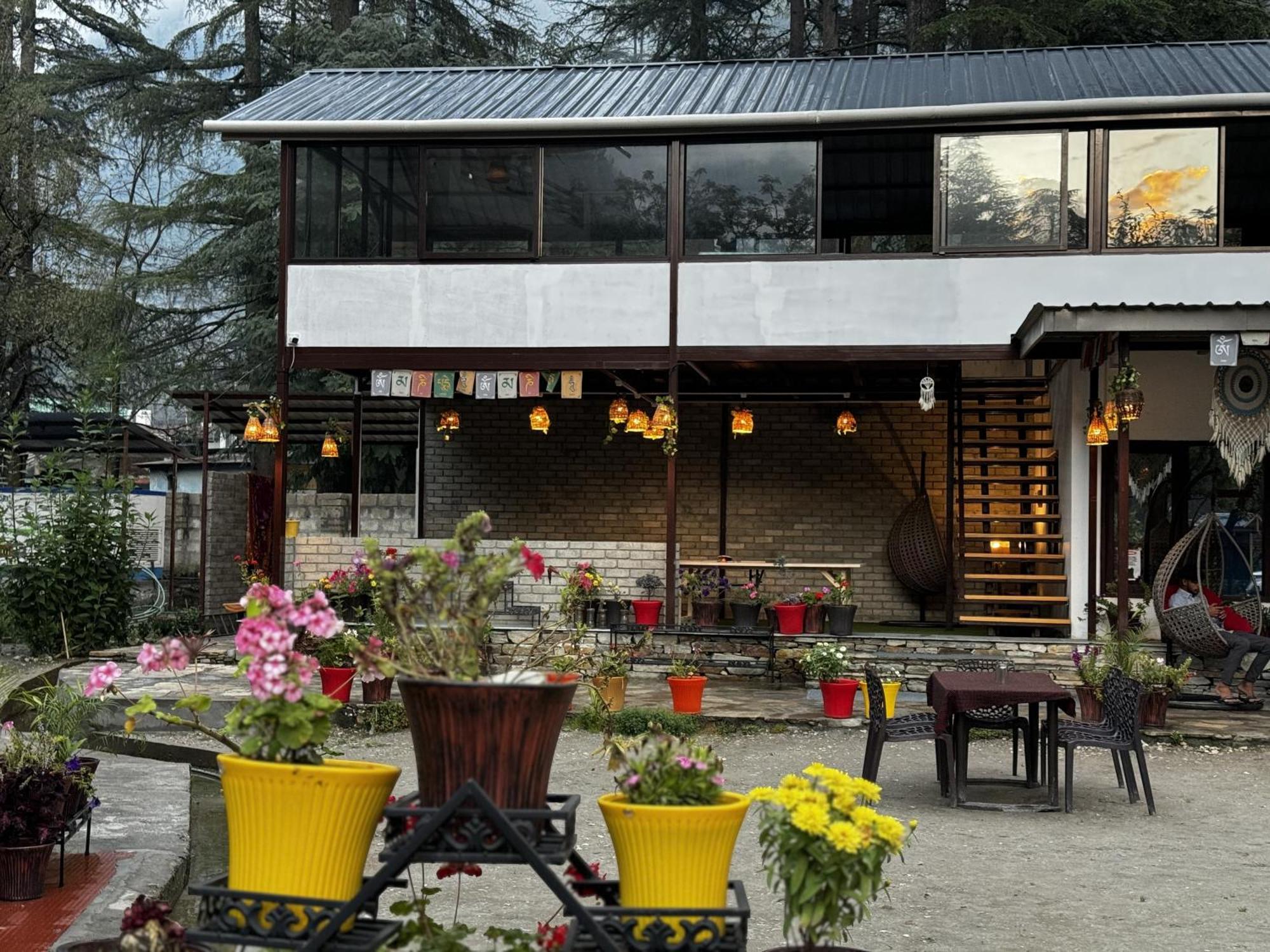 The Royal Orchard Kasol Otel Dış mekan fotoğraf